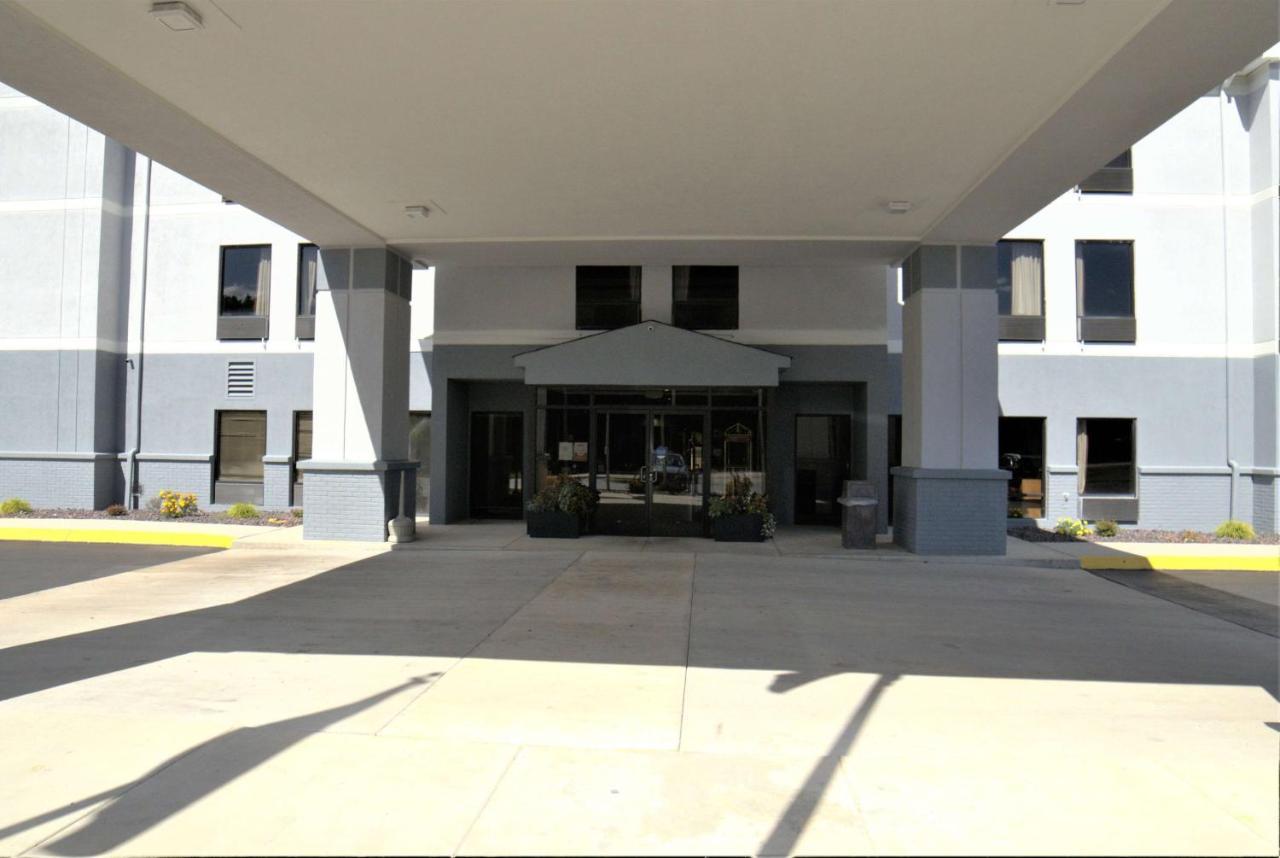 Super 8 By Wyndham Crossville Tn Esterno foto