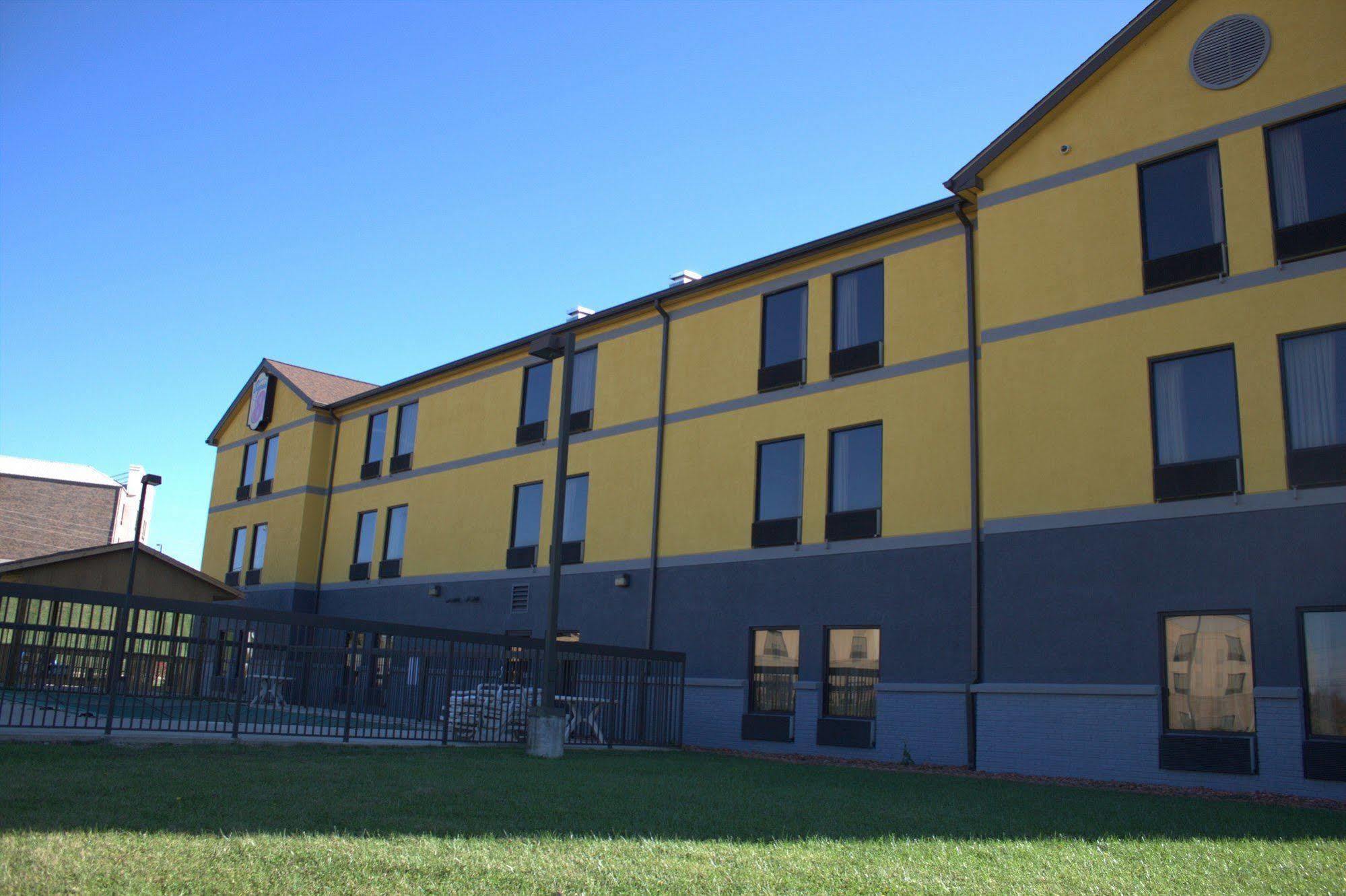 Super 8 By Wyndham Crossville Tn Esterno foto
