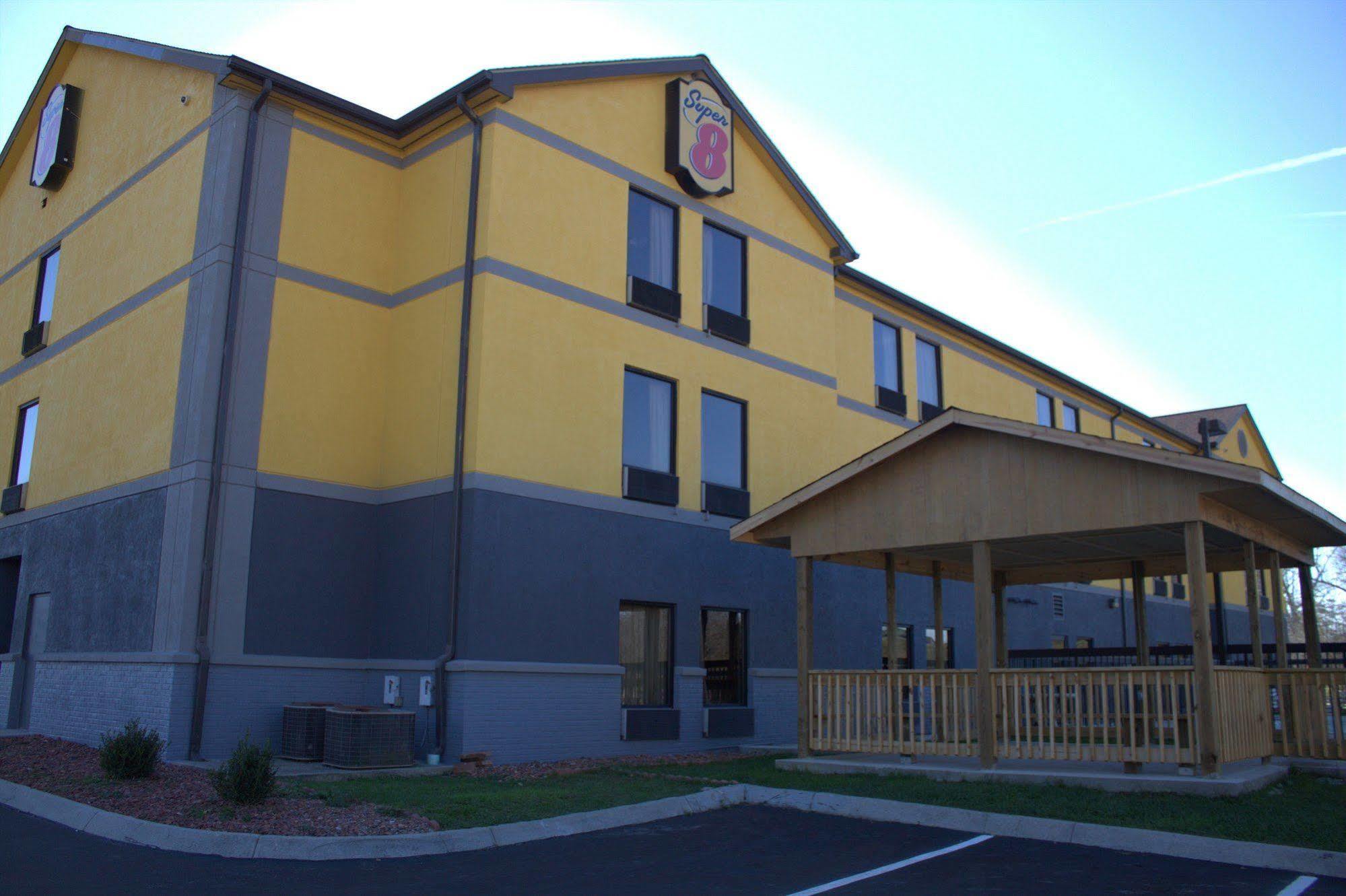 Super 8 By Wyndham Crossville Tn Esterno foto